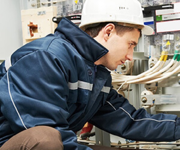 electricians in cirencester